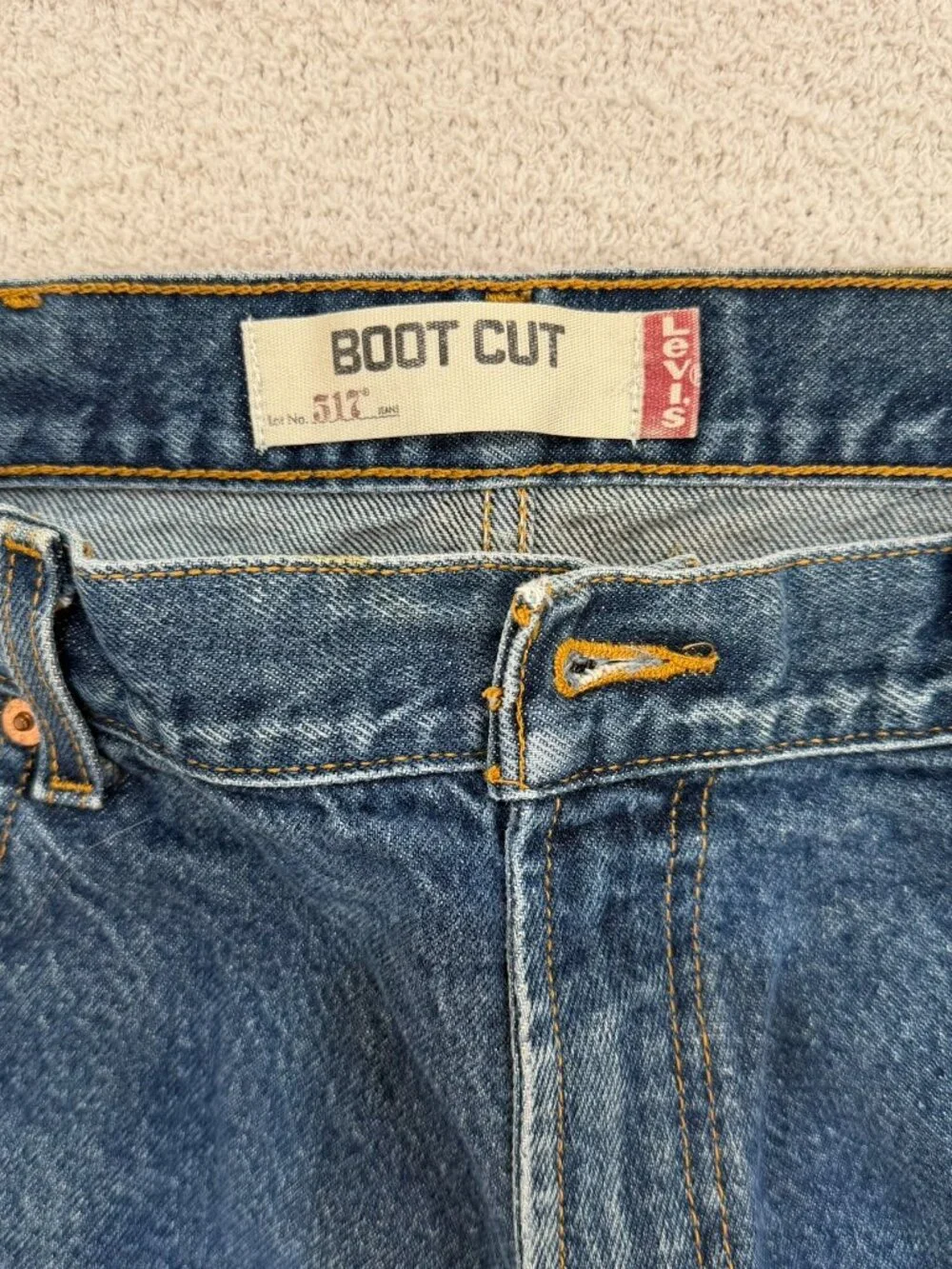 Levis levi 517